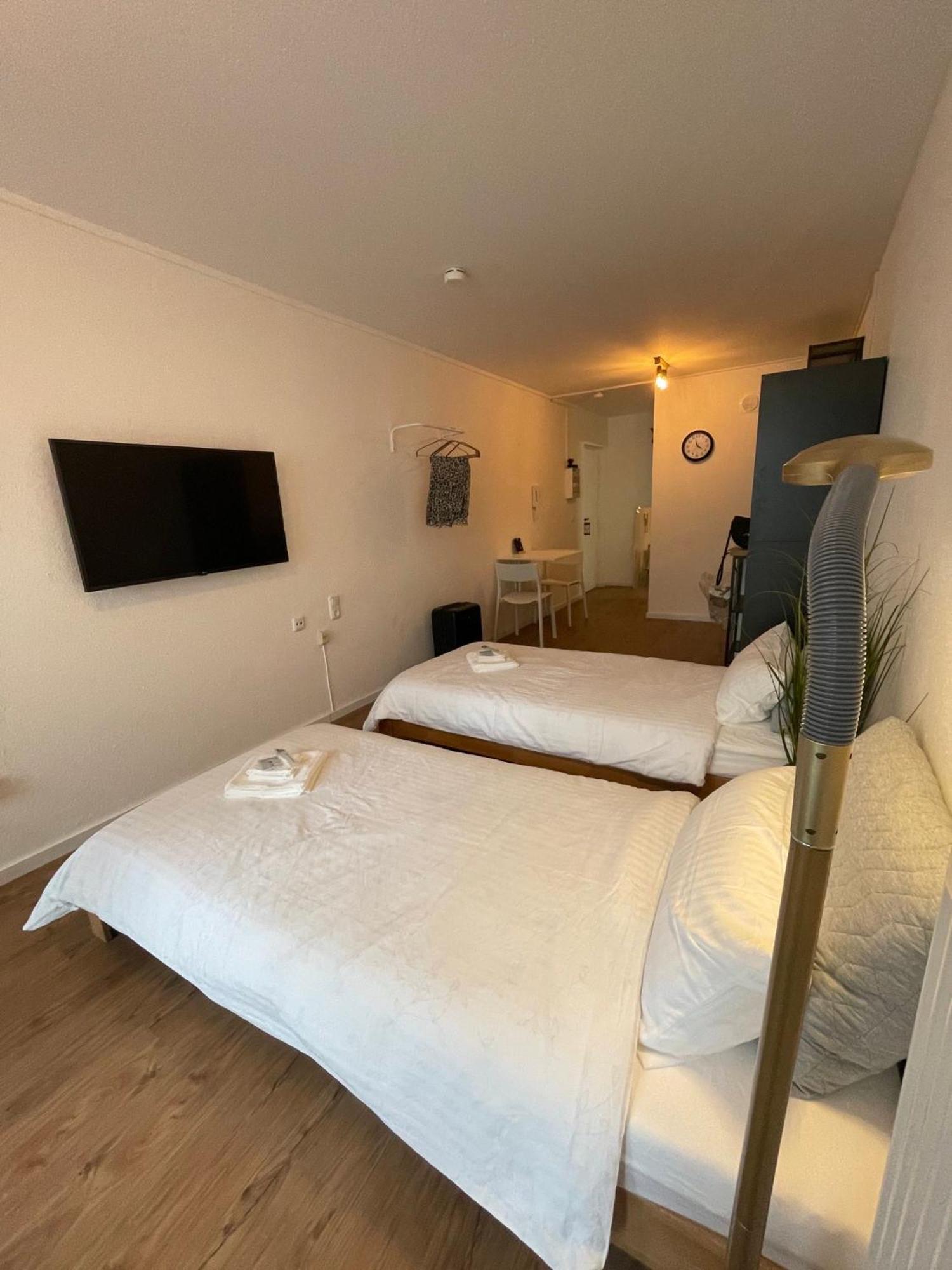 Apartment Mit Kuechenzeile, Stadtnah & Kostenlos Parken 帕绍 外观 照片